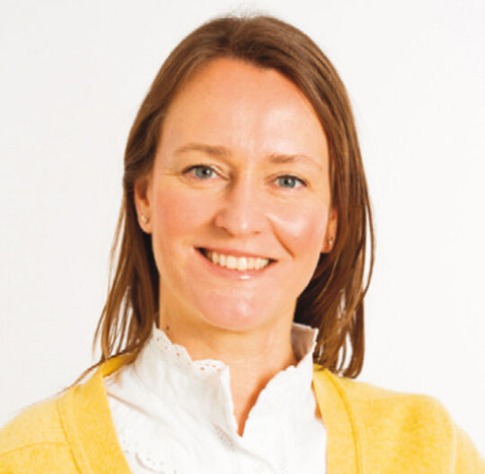 Mélanie DAZIN-DESLANDES
1ère adjointe